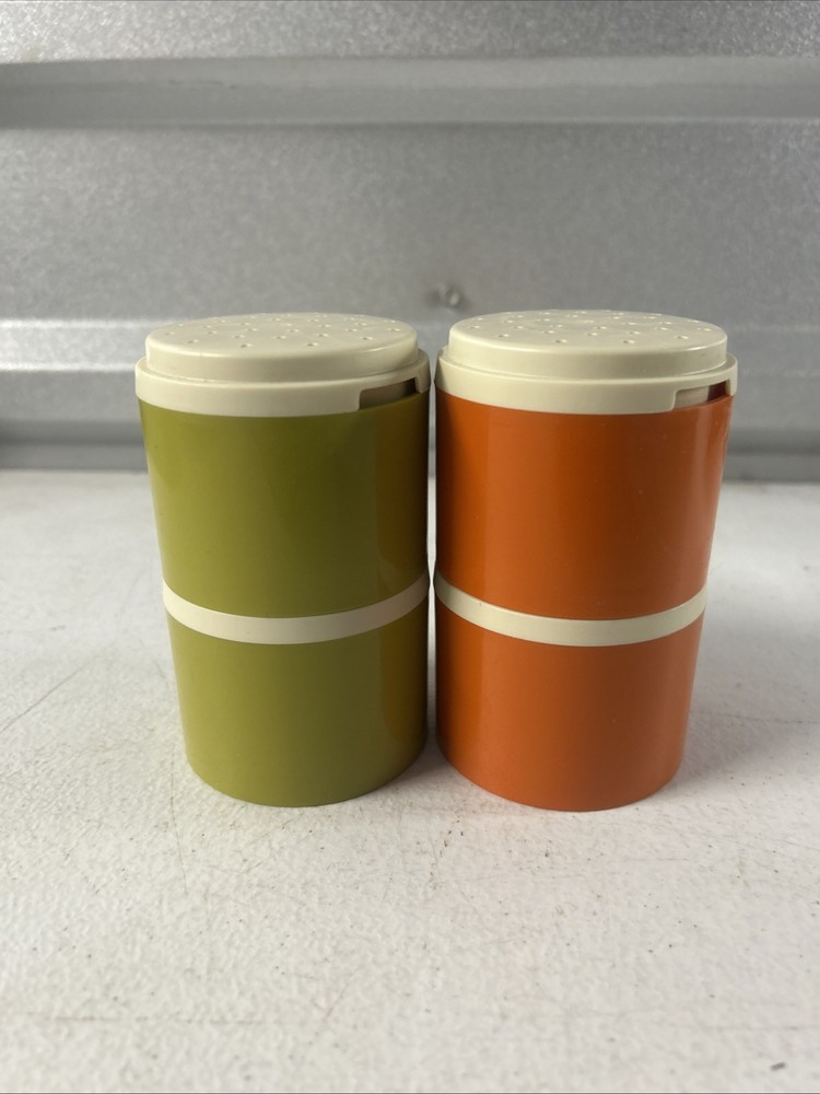 Vintage Tupperware Shakers Salt Pepper Spice Orange Green Stackable