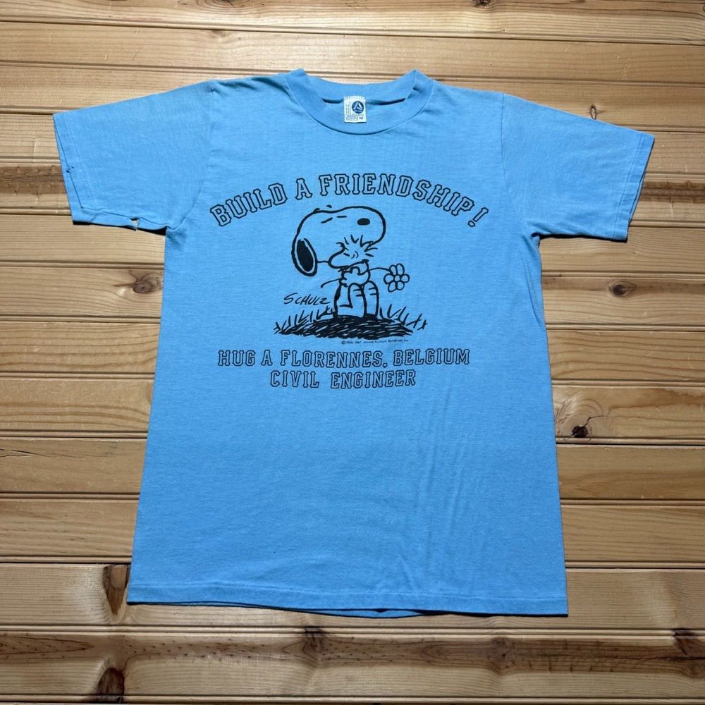 Vintage 80s Snoopy Friendship Florennes Belgium Civil Engineer Shirt USA Medium