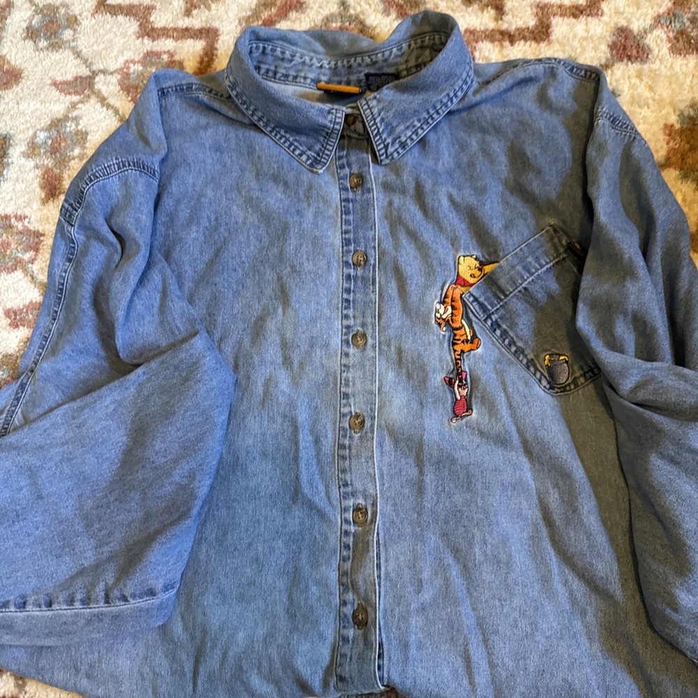 Vintage Pooh Disney Denim Button Down Shirt 80s / 90s Size Large Tigger Piglet