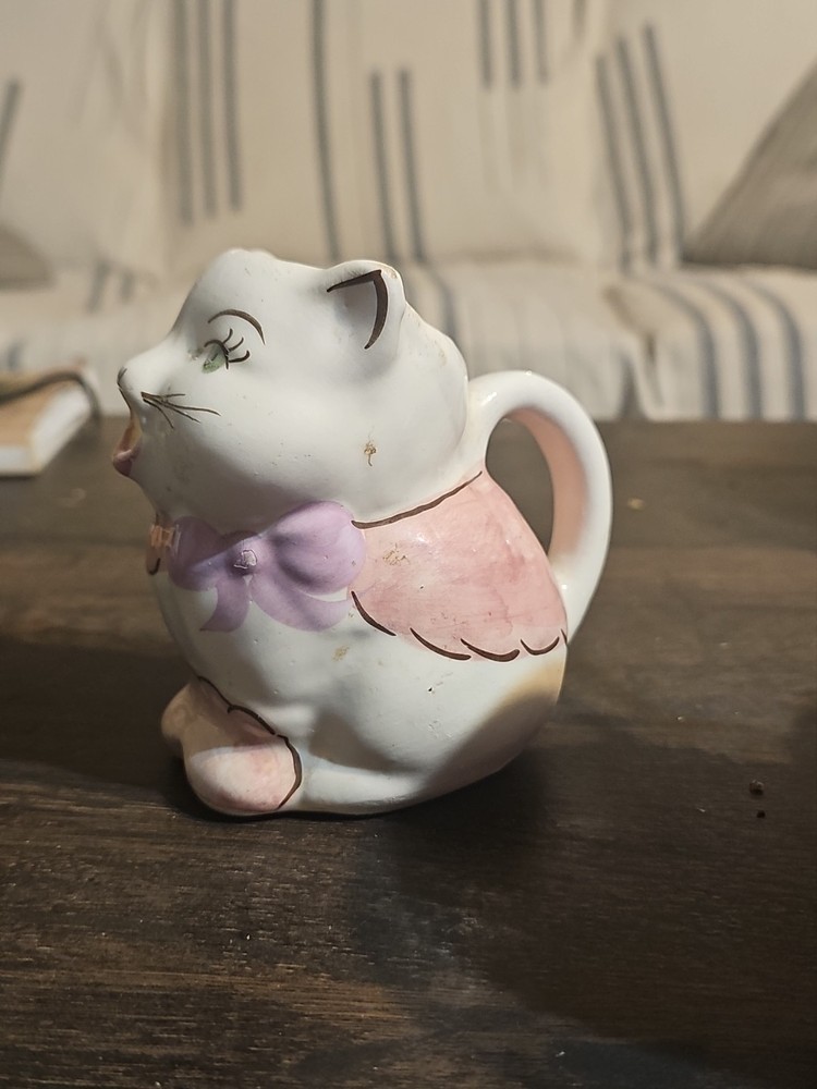 Puss-N-Boots Cat Creamer Handpaiyed CLINCHFIELD Erwin TENN