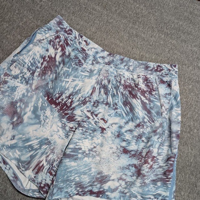 Lululemon Pace Breaker Shorts Mens XXL Blue Maroon Tie Dye Splatter Athletic