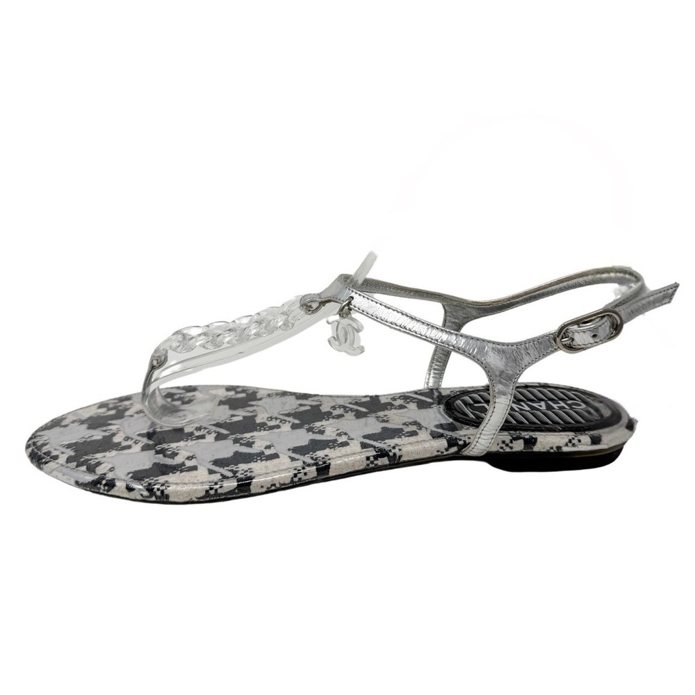 Chanel CC Logo Clear Acrylic Chain Houndstooth Thong Sandals Size 39