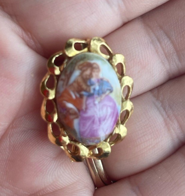 Vintage Limoges France Courting Couple Gold Tone Porcelain Brooch Pin Romantic