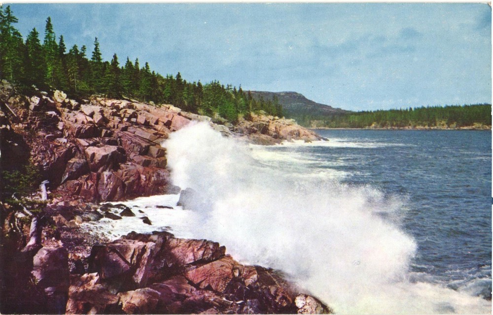 Surf Along Ocean Drive, Bar Harbor, Acadia National Park, Maine Postcard-image
