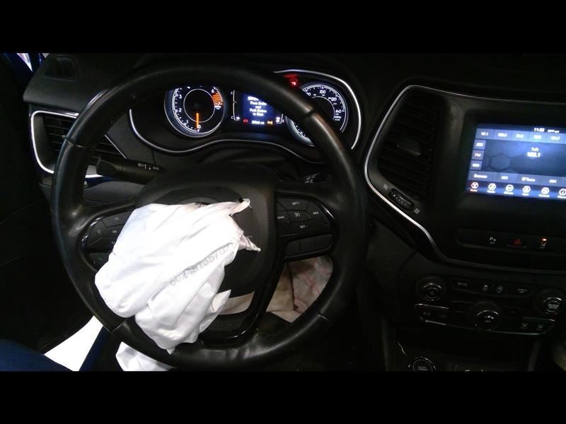 CHEROKEE  2021 Steering Wheel 397451