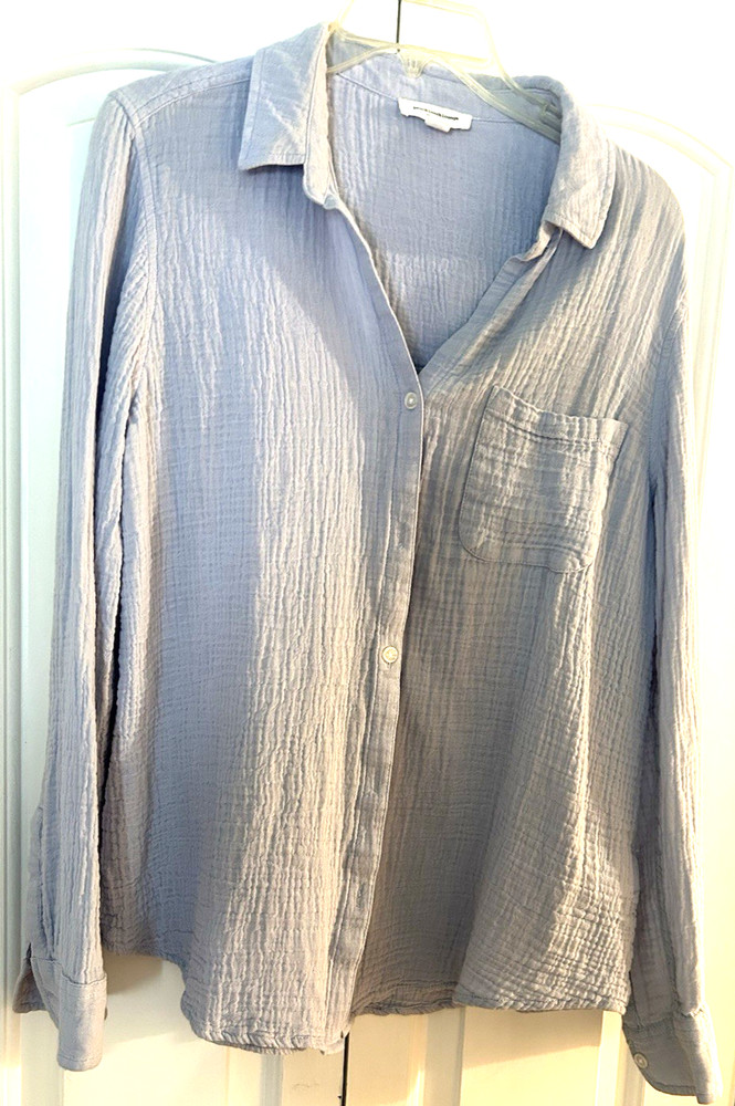 Beach Lunch Lounge Ladies  Blue Long Sleeve Button Opening Top Size Large