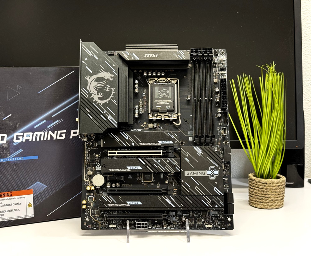 MSI Z890 GAMING PLUS WIFI LGA1851 DDR5 PCIe 5.0 WiFi 7 TB4