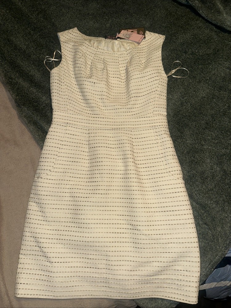 New Juicy Couture Sleeveless Off white Dress, Pockets, Lining 100% Silk - Size 4