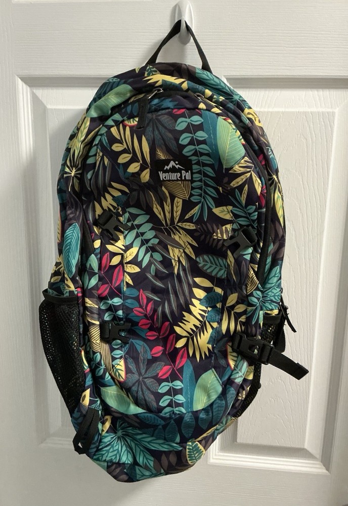 Venture Pal 40L Lightweight Packable Hiking DaypackLike New Condition
