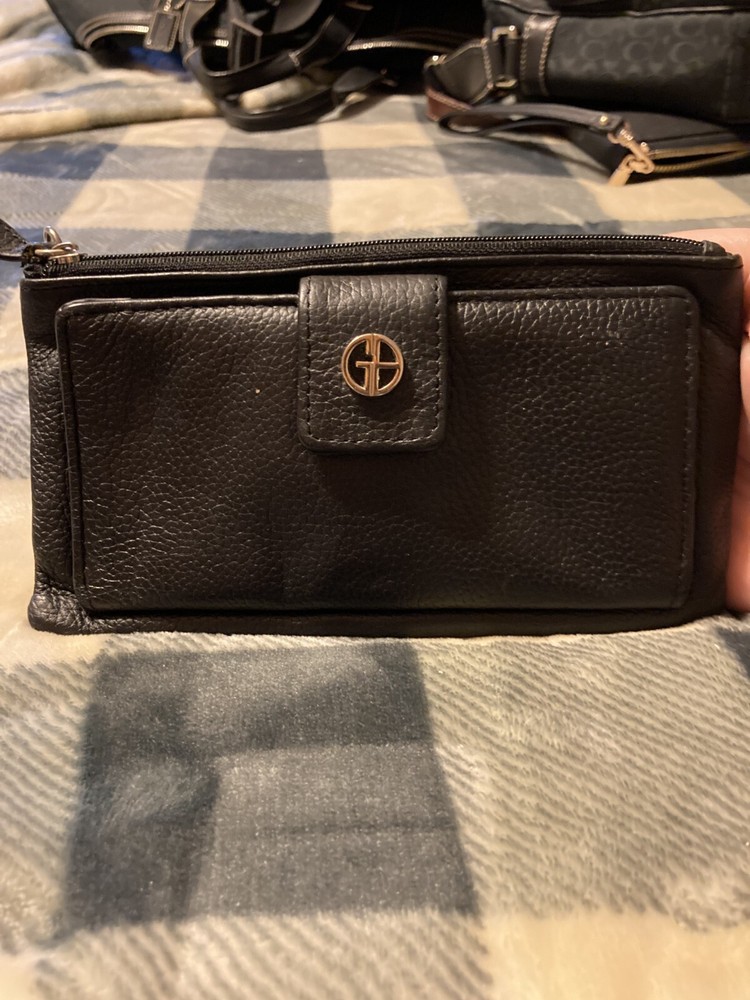 Giani Bernini Grab & Go Black Leather Wristlet Wallet