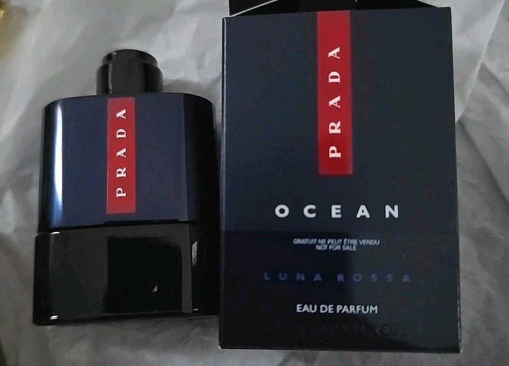 Prada Luna Rossa OCEAN Eau De Parfum Mini NEW Travel Size 0.3 fl.oz/ 9 ml