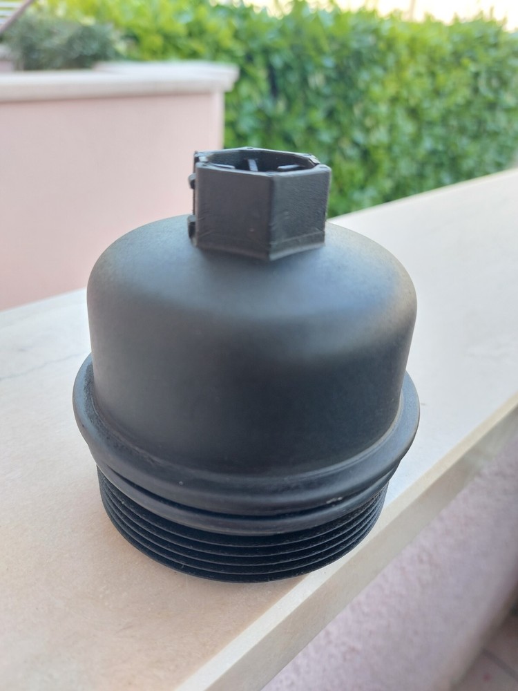 Alfa Romeo Juliet oil filter accommodation - price lowered until April 30 --image