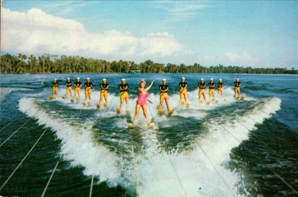 Postcard Chrome Cavalcade Skiers Esther Williams Cypress Gardens FL P2033
