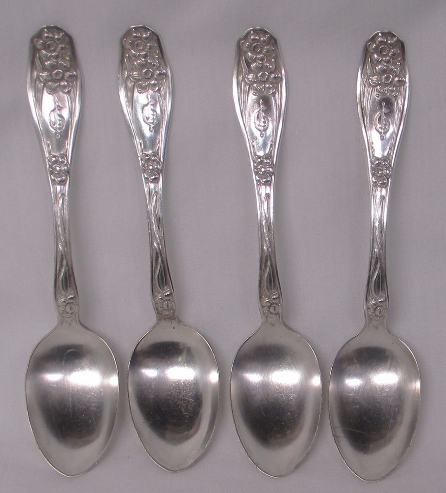 Set of 4 Wm. Rogers & Son AA Floral Teaspoons Monogram 