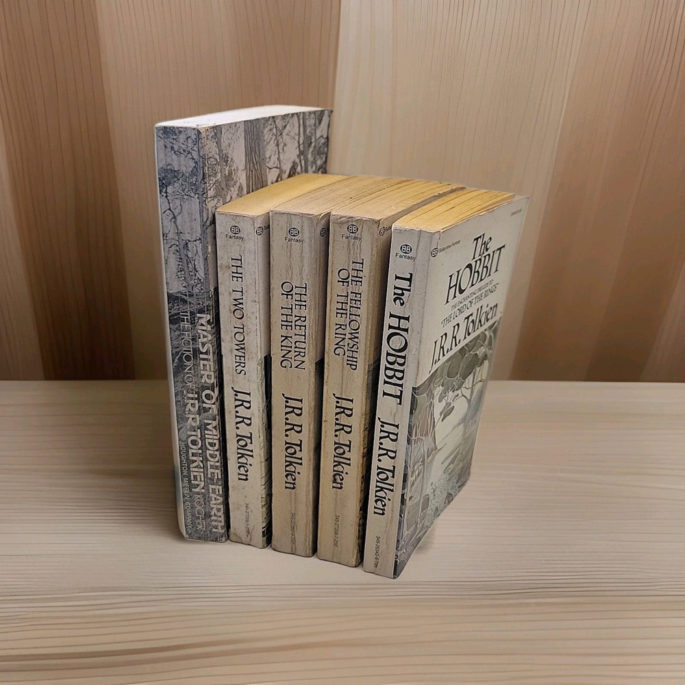 Lot Vintage Tolkien 5pc  Ballantine Paperbacks 1970's Fellowship Tower Hobbit 23