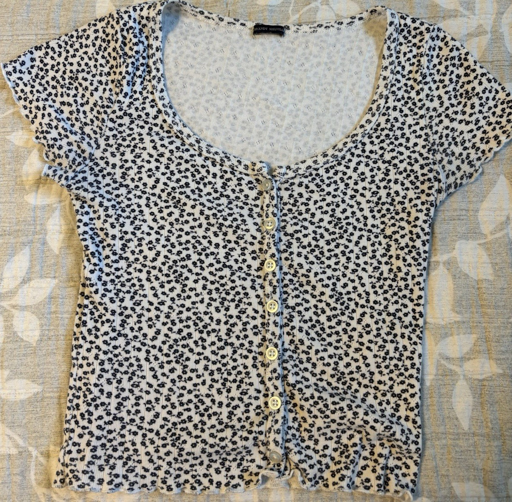 Brandy Melville White/Black Floral Button-Front Knit Scoop Neck T-Shirt One Size