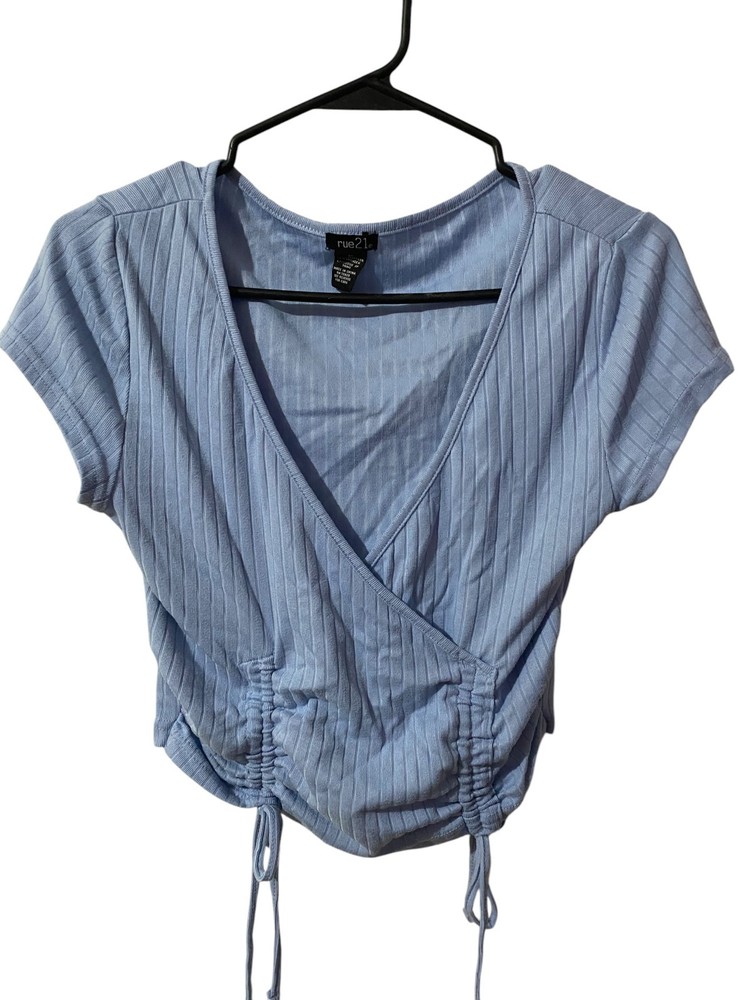 Rue21 Womens Medium Blue Ribbed Wrap Crop Top Ruched Tie Hem V Neck Stretch Tee