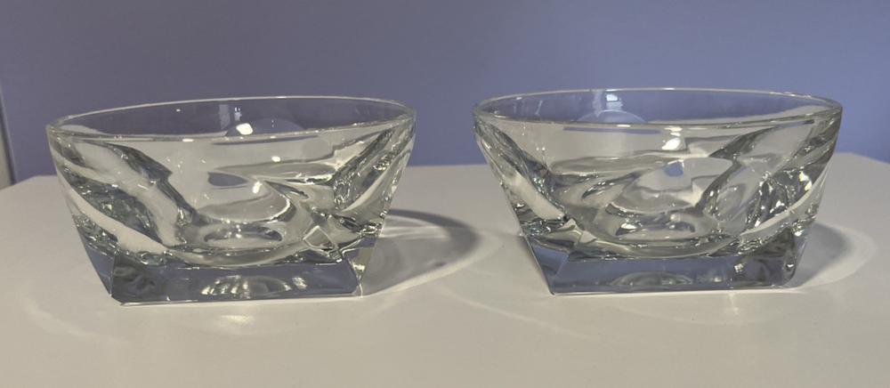 2 Vintage Colony Round Clear Glass Vanity Dessert Snack Bowls Square base 4.5
