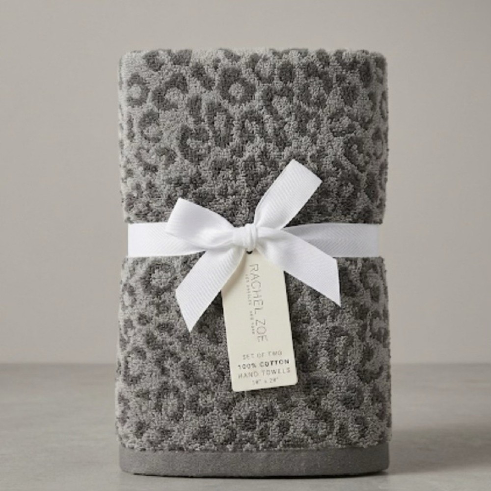 Rachel Zoe Set of 2 Gray Leopard Print Hand Towels NWT Reversible 100% Cotton
