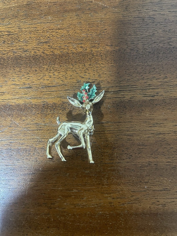 Gorgeous Gerrys Vintage Christmas Reindeer Holly Brooch Pin Enamel W/a Box.