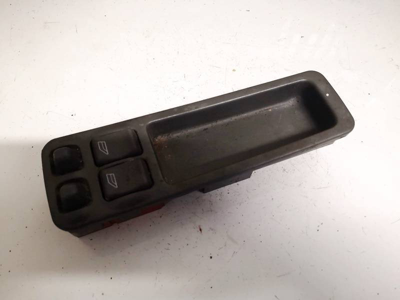 1999 Volvo V40 Power Window Regulator & Switch 2133587-29