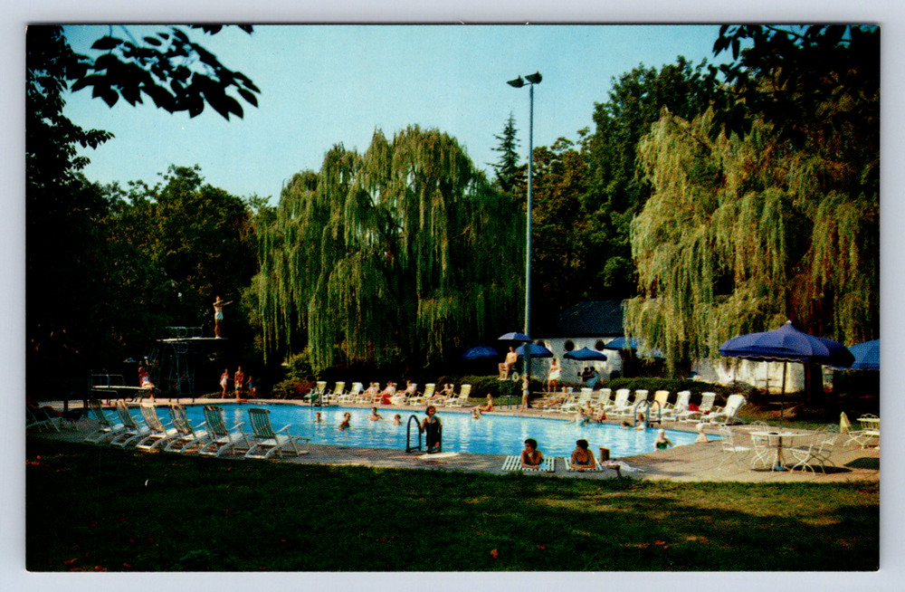 Vintage Postcard Williamsburg Inn Swimming Pool Virginia