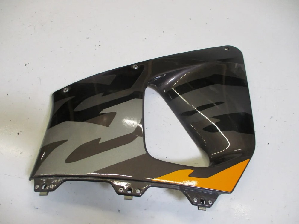 1st Honda CBR 900 RR SC33 Fireblade Side Fairing Right Centre Fairing Mo