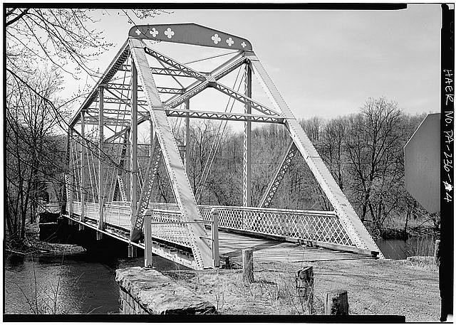 4. PERSPECTIVE VIEW OF NORTH PORTAL LOOKING SOUTH - Birmingham Bridge, Spanning