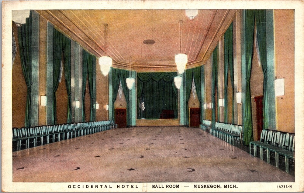 Linen Postcard Ballroom at Occidental Hotel in Muskegon, Michigan