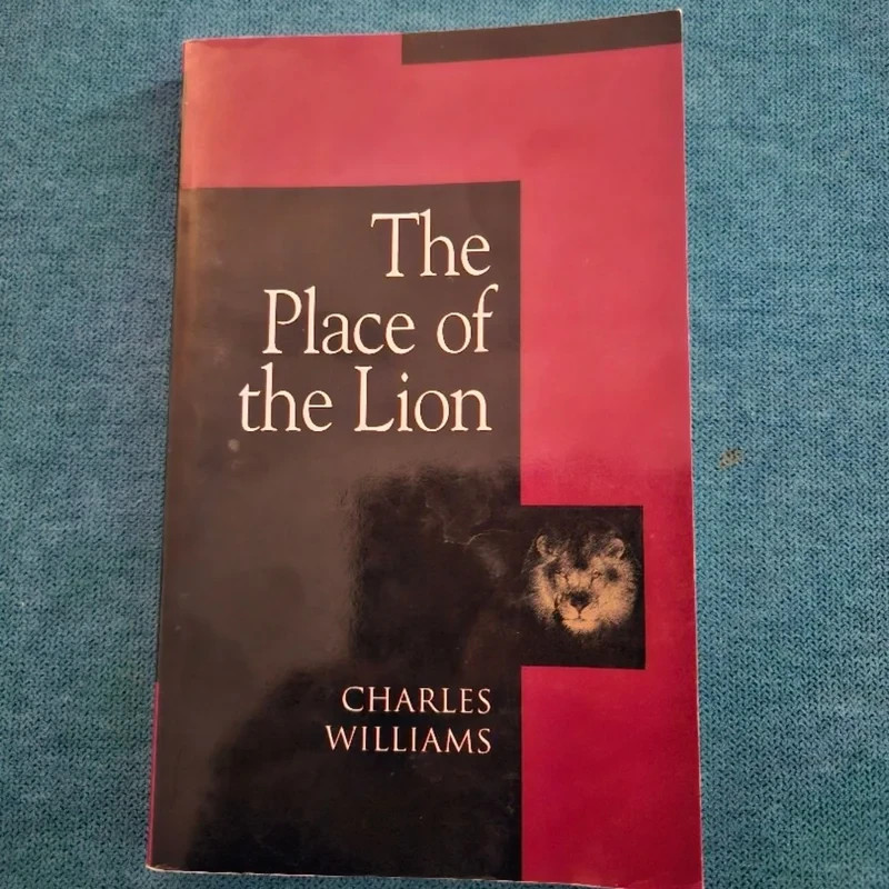 Place of the Lion by Charles Williams (2003, Trade Paperback)