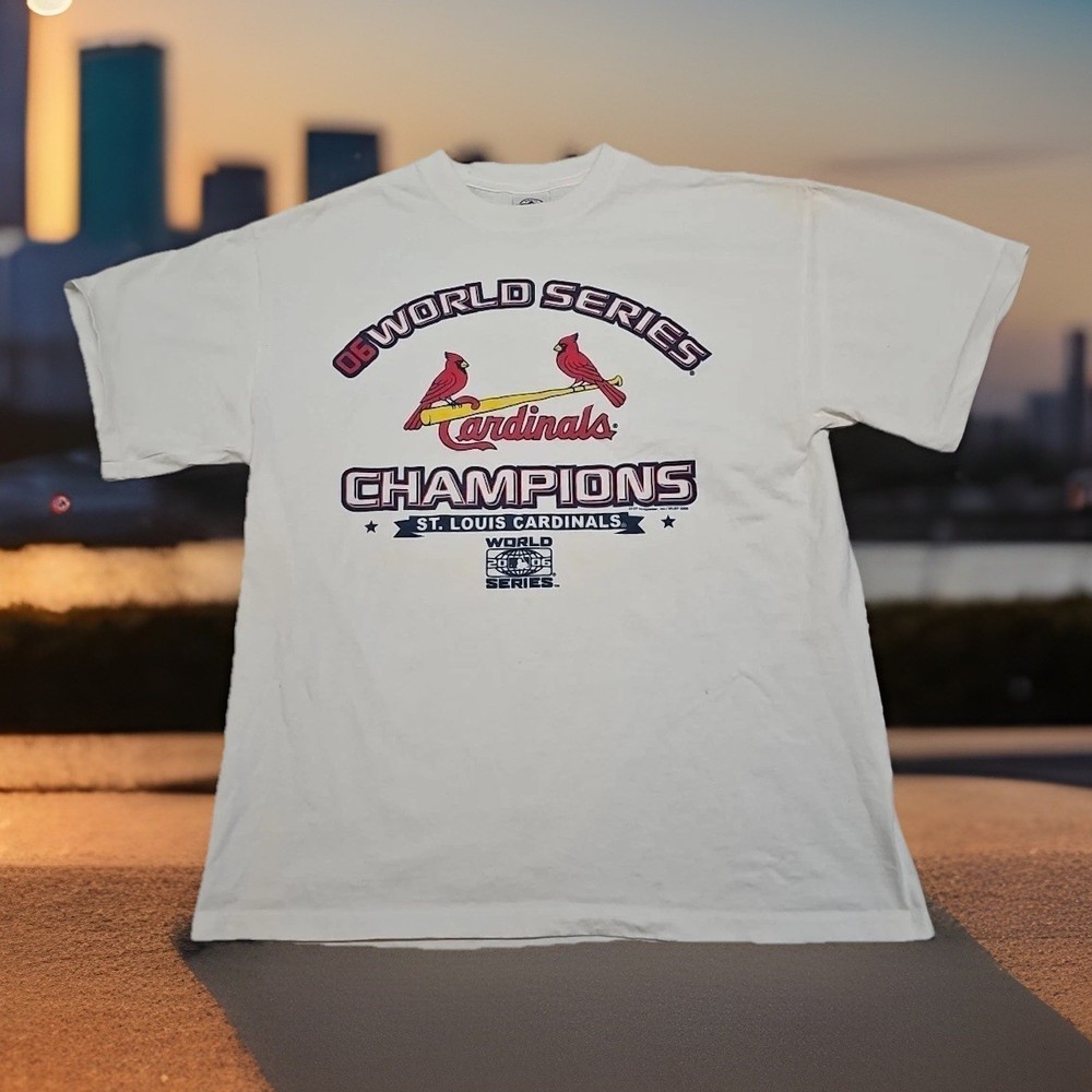 Vintage St. Louis Cardinals 2006 World Series Champions T-Shirt Men’s Large