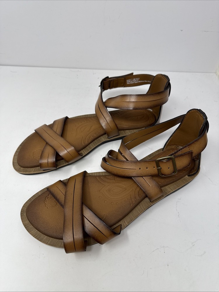 Clarks Womens Billie Jazz Brown Strappy Flat Sandals Size 7.5 Medium