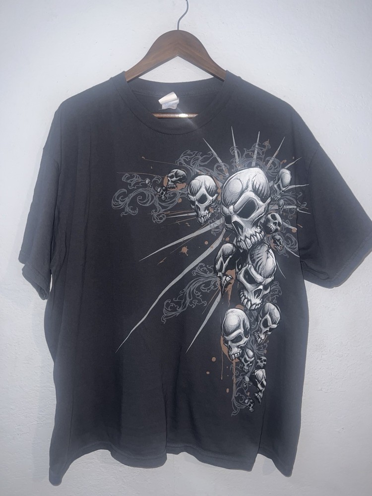 Vintage Y2k skull graphic jesse pinkman older brother core skater punk emo shirt