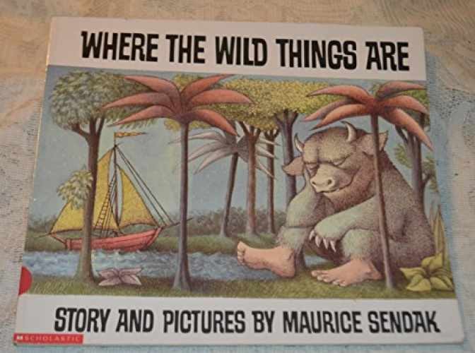 Where the Wild Things Are - Paperback, by Maurice Sendak - Acceptable r