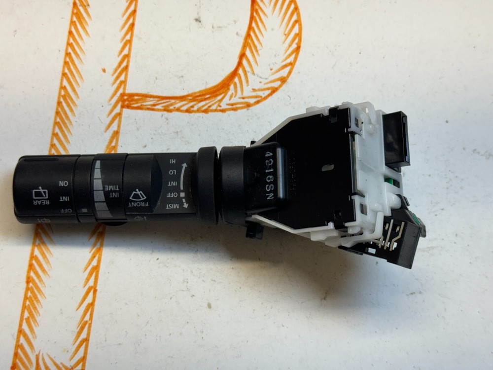 2005 Nissan Armada OEM Windshield Wiper Control Switch