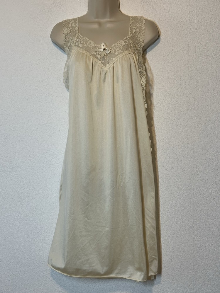 Vintage Glencraft Medium Lingerie Ivory Nightgown Lace Open Side USA