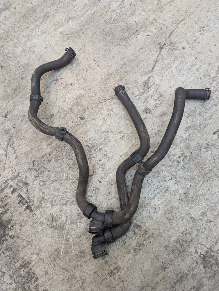 VAUXHALL ASTRA J MK6 WATER INLET OUTLET HEATER MATRIX HOSE ASSEMBLY 565563897