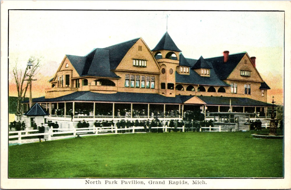 Grand Rapids Michigan North Park Pavilion Vintage Postcard
