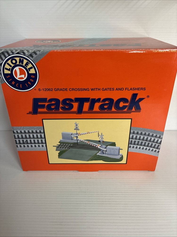 LIONEL O GAUGE FASTRACK GRADE CROSSING GATE FLASHERS 6-12062