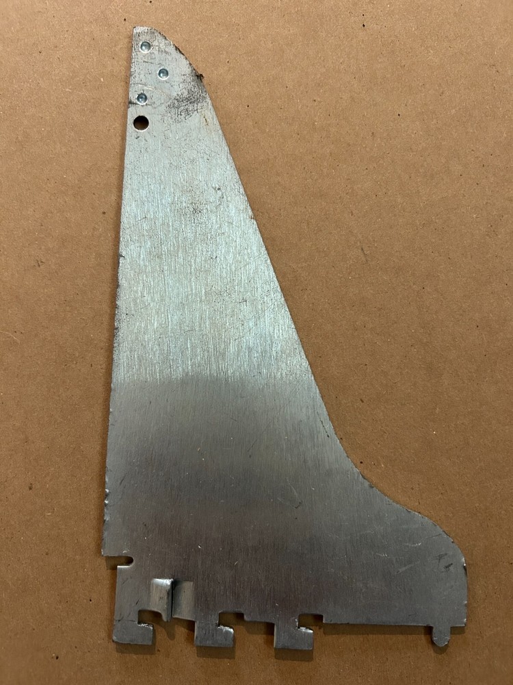 8x4.5 Inch Heavy-Duty Metal Shelf Bracket for Pegboard Panels