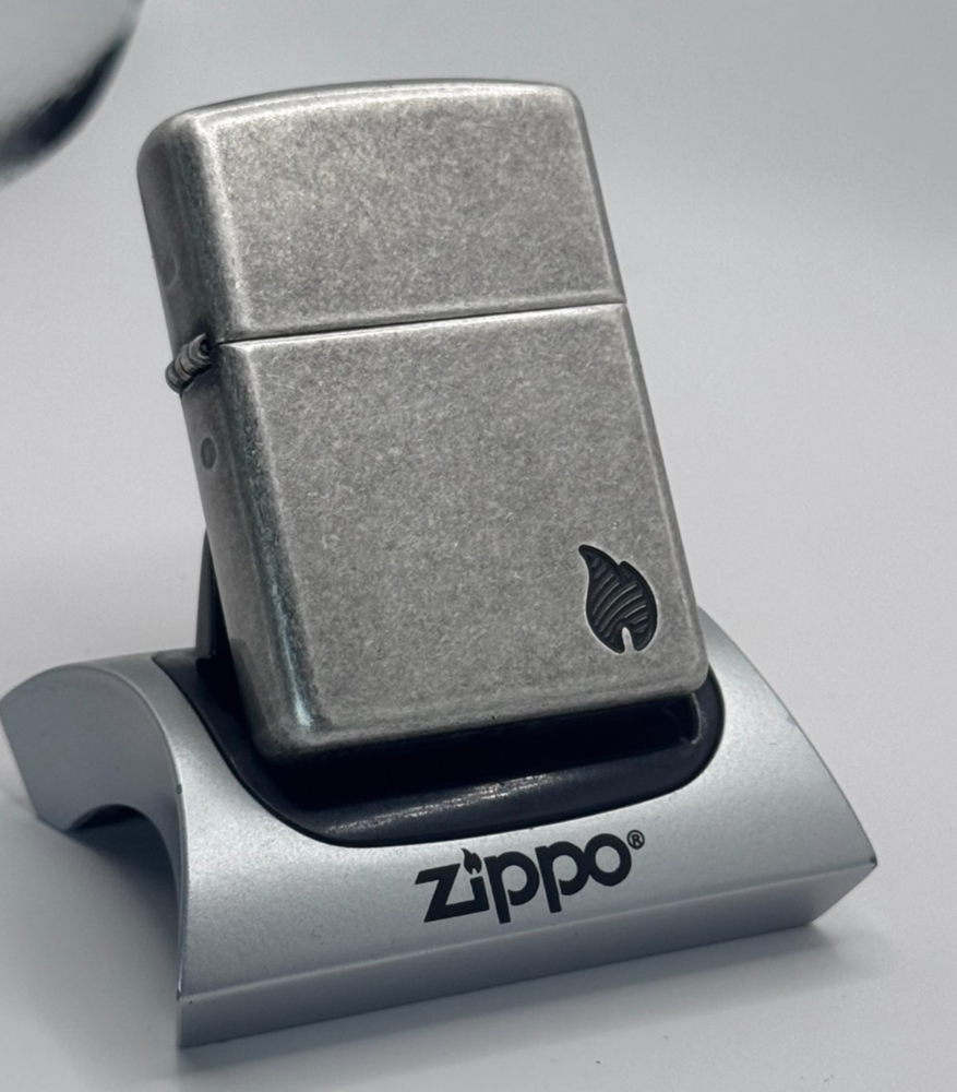 GENUINE Zippo ARMOR® DEEP CARVE FLAME Antique Silver NEW IN BOX FAST POST