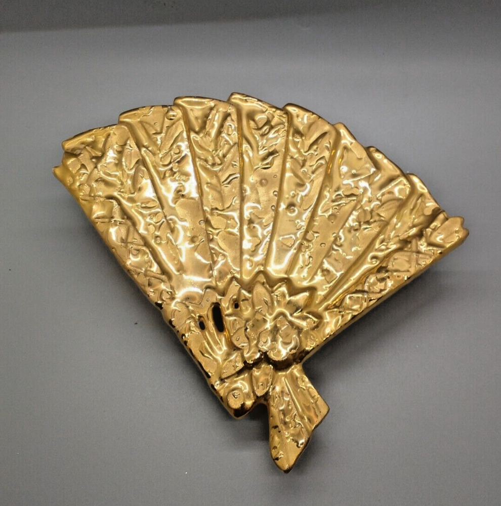 McCoy Pottery Weeping Gold 24K Fan Ceramic Wall Pocket Vase Vintage MCM Regency