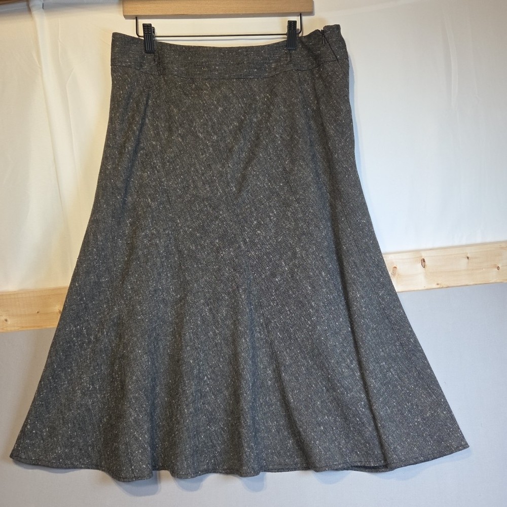 Rafaella Women’s Gray Tweed A-Line Skirt Size 14 Angled Seam Side Zip Wool Blend
