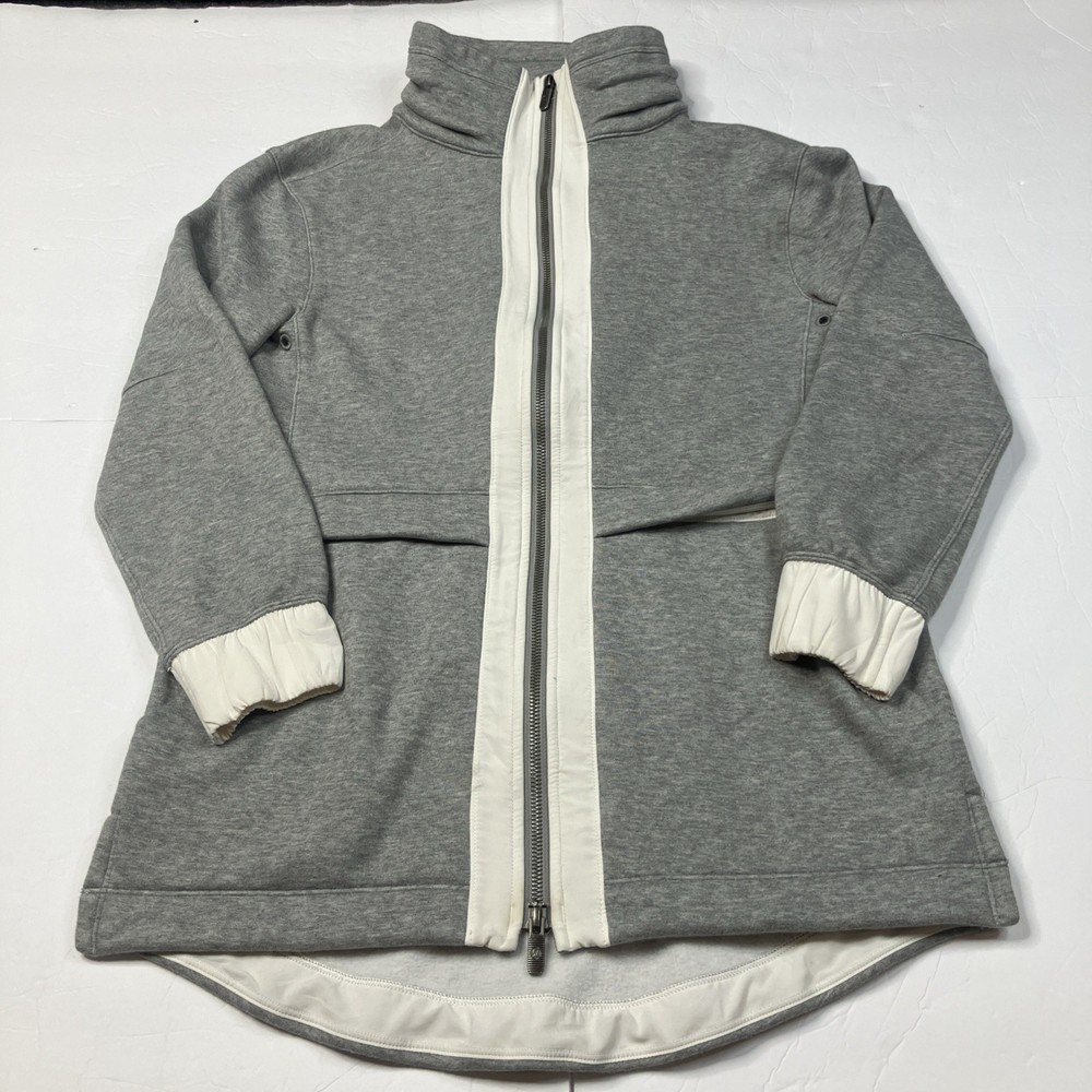 Lululemon Womens Gray Light as Warmth Full Zip Coat Jacket Size 6