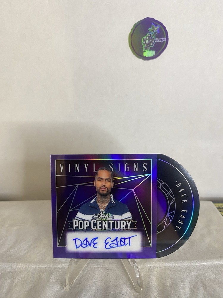 2025 Leaf Pop Century Purple Dave East Vinyl Signs Auto /6 - Rapper SSP