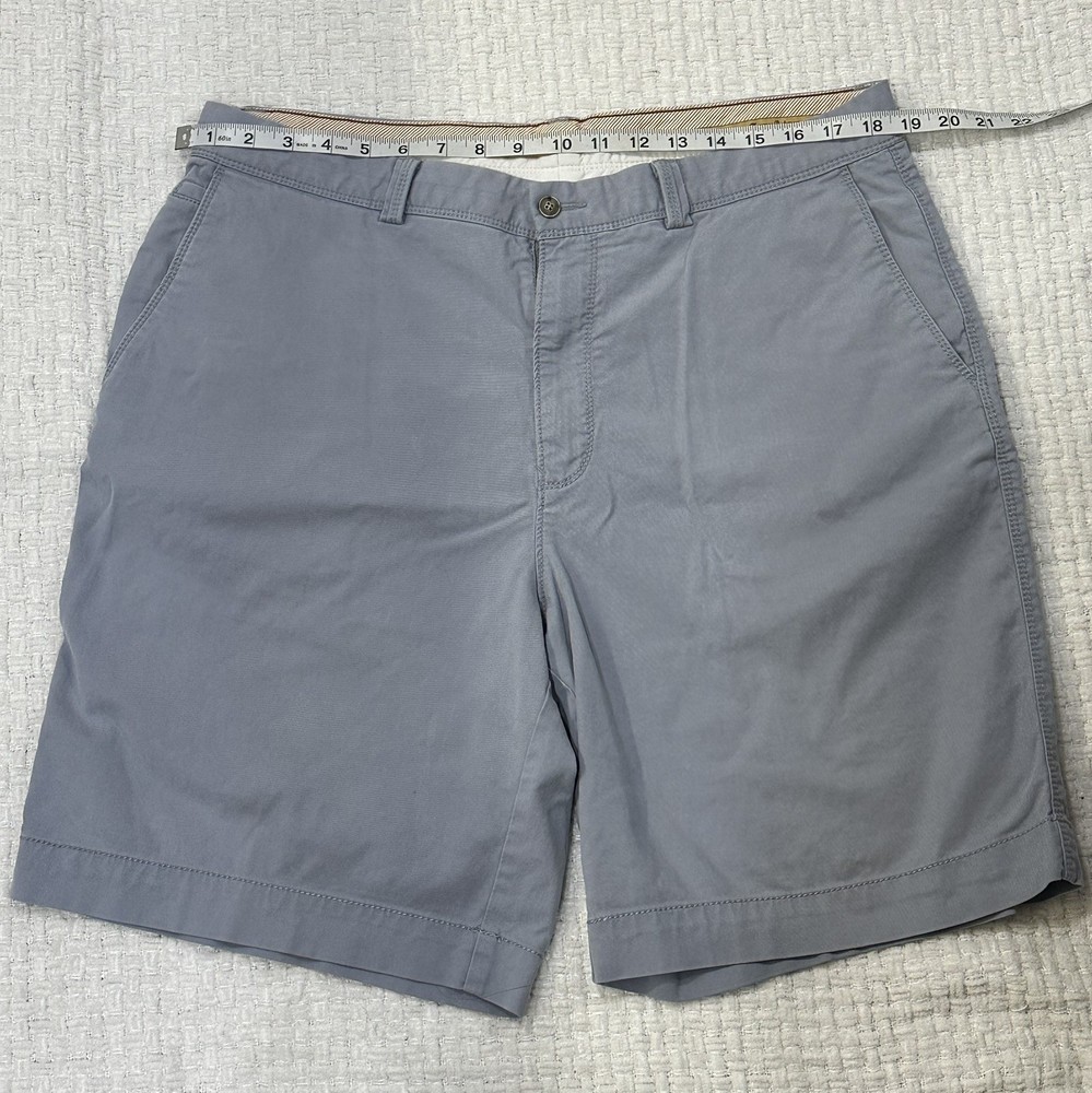 Tommy Bahama Men’s Light Blue Chino Shorts Size 36