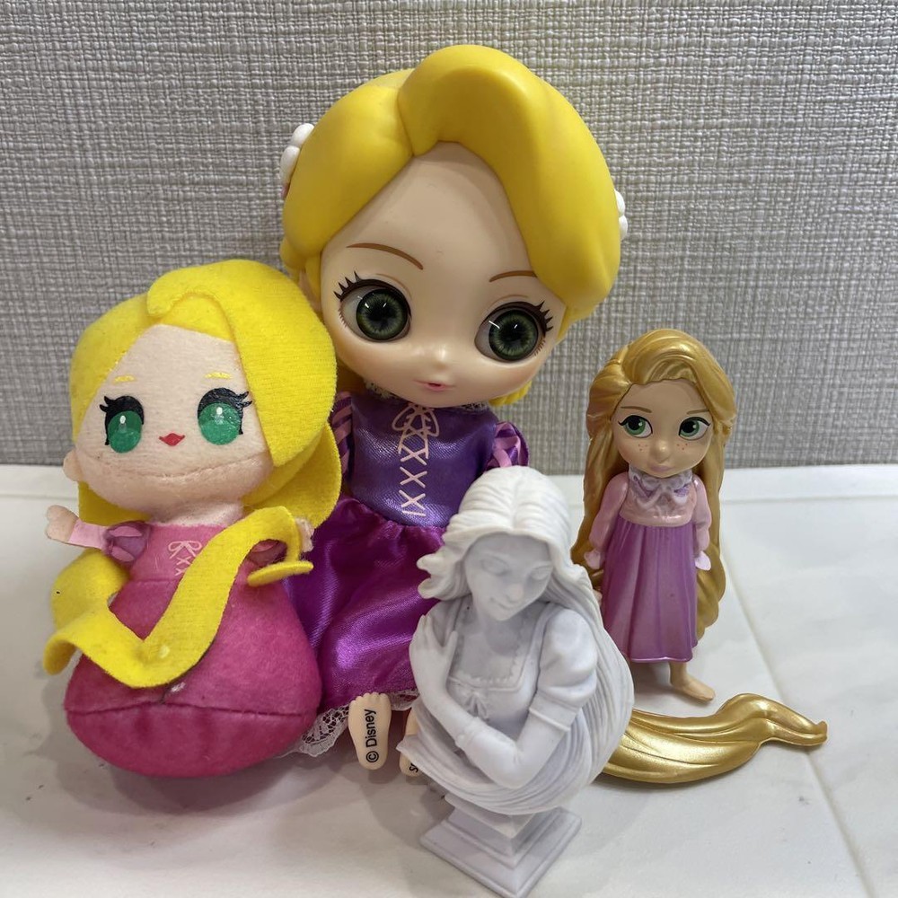 Disney Rapunzel Goods Lote de 4 Figuras Enredadas Juguete de Peluche Anime Personajes Artículos