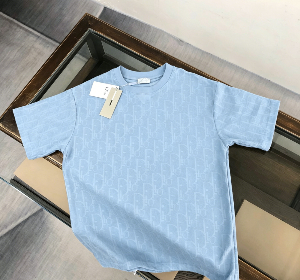 BUR*BERRY Men's Light Blue Loose-Fit Short-Sleeve T-Shirt L