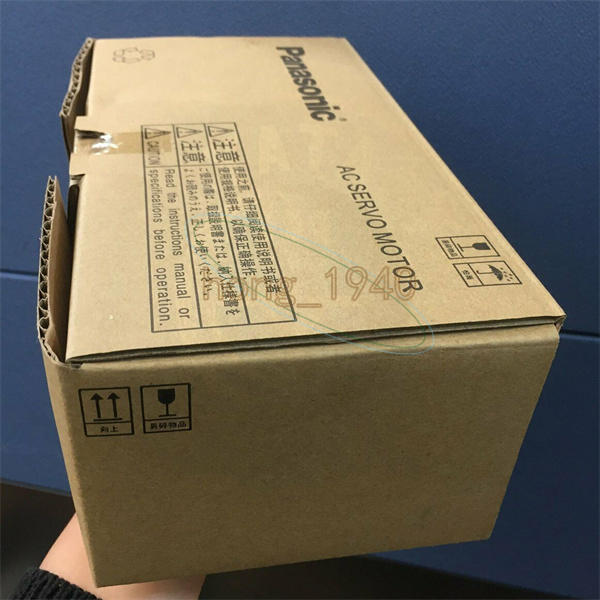 ONE NEW Panasonic servo motor MUMA022P1T
