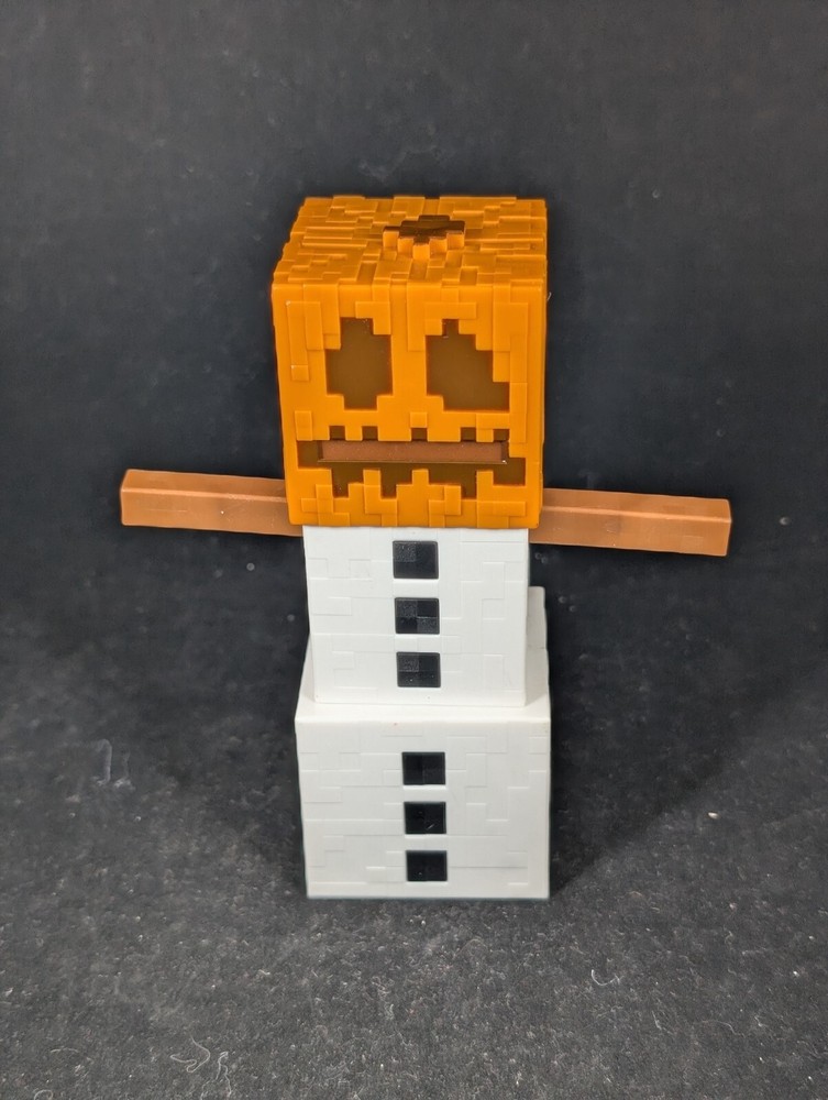 Minecraft Pumpkin Snowman Figure 5”Jazwares Mojang Action Figure Toy